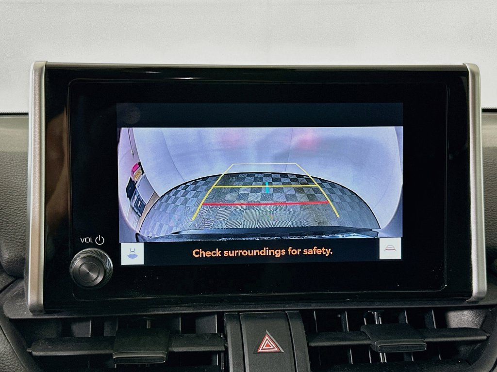 Used 2025 Toyota RAV4 XLE FWD image 14