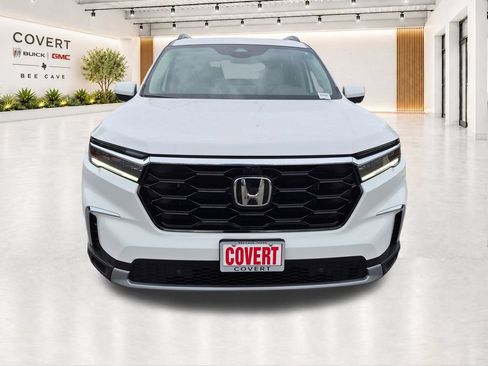 Used 2024 Honda Pilot Elite image 3