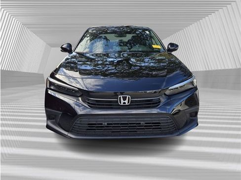 Used 2023 Honda Civic Sport image 2