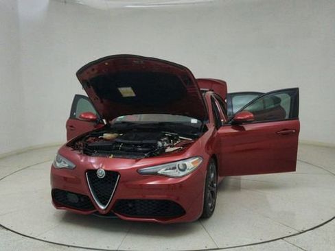 Used 2017 Alfa Romeo Giulia Ti w/ TI 19" Sport Package image 73