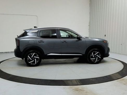 New 2026 Nissan Kicks SV w/ SV Premium Package image 8
