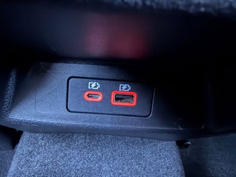 Used 2024 Nissan Altima 2.5 SV image 14