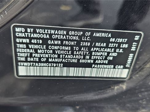 Used 2017 Volkswagen Passat 1.8T R-Line w/ R-Line Lighting Package FWD image 22
