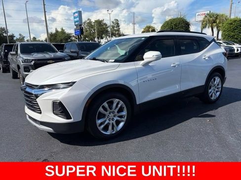 Used 2020 Chevrolet Blazer LT w/ Sound & Technology Package AWD/4WD image 3