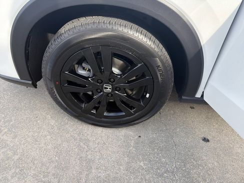 New 2026 Honda HR-V Sport image 14