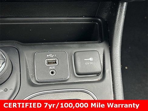 Certified 2022 Jeep Cherokee Trailhawk w/ Sound & Nav Group image 24