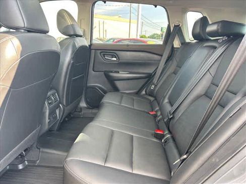 Used 2023 Nissan Rogue SL w/ SL Premium Package FWD image 14