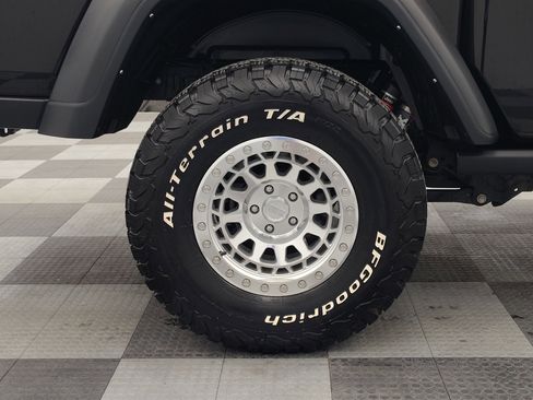 Used 2023 Jeep Gladiator Mojave image 13