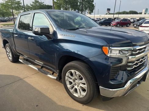 Used 2023 Chevrolet Silverado 1500 LTZ w/ Technology Package RWD image 5