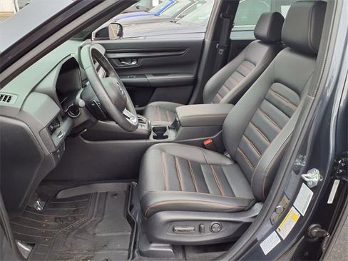 Certified 2025 Honda CR-V Sport-L image 4