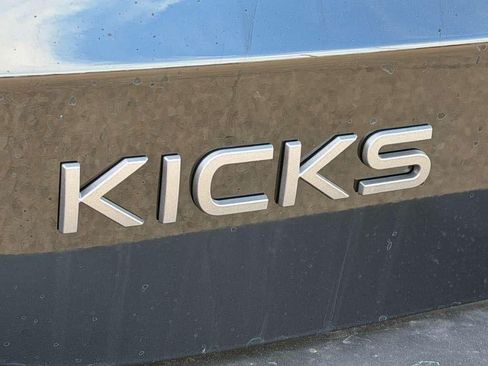 New 2026 Nissan Kicks SR FWD image 8