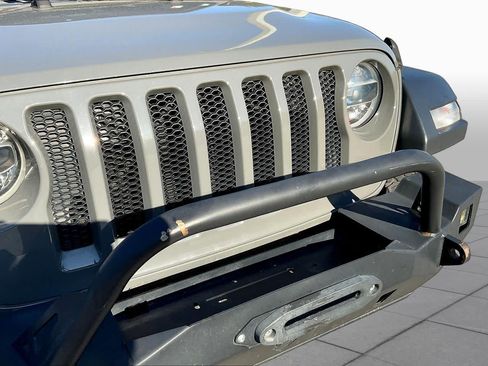 Used 2018 Jeep Wrangler Unlimited Sport S AWD/4WD image 29