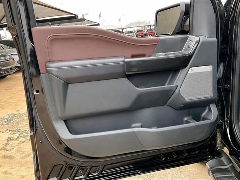 Used 2021 Ford F150 Lariat w/ Equipment Group 502A High image 42