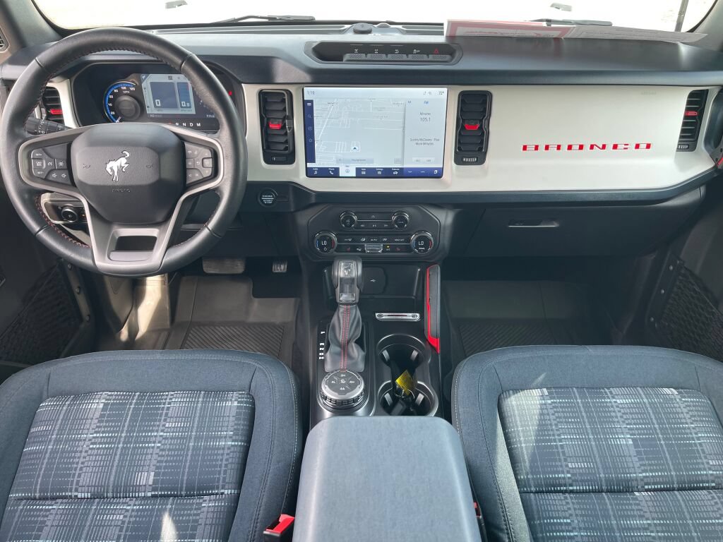 Certified 2024 Ford Bronco Heritage Edition AWD/4WD image 30