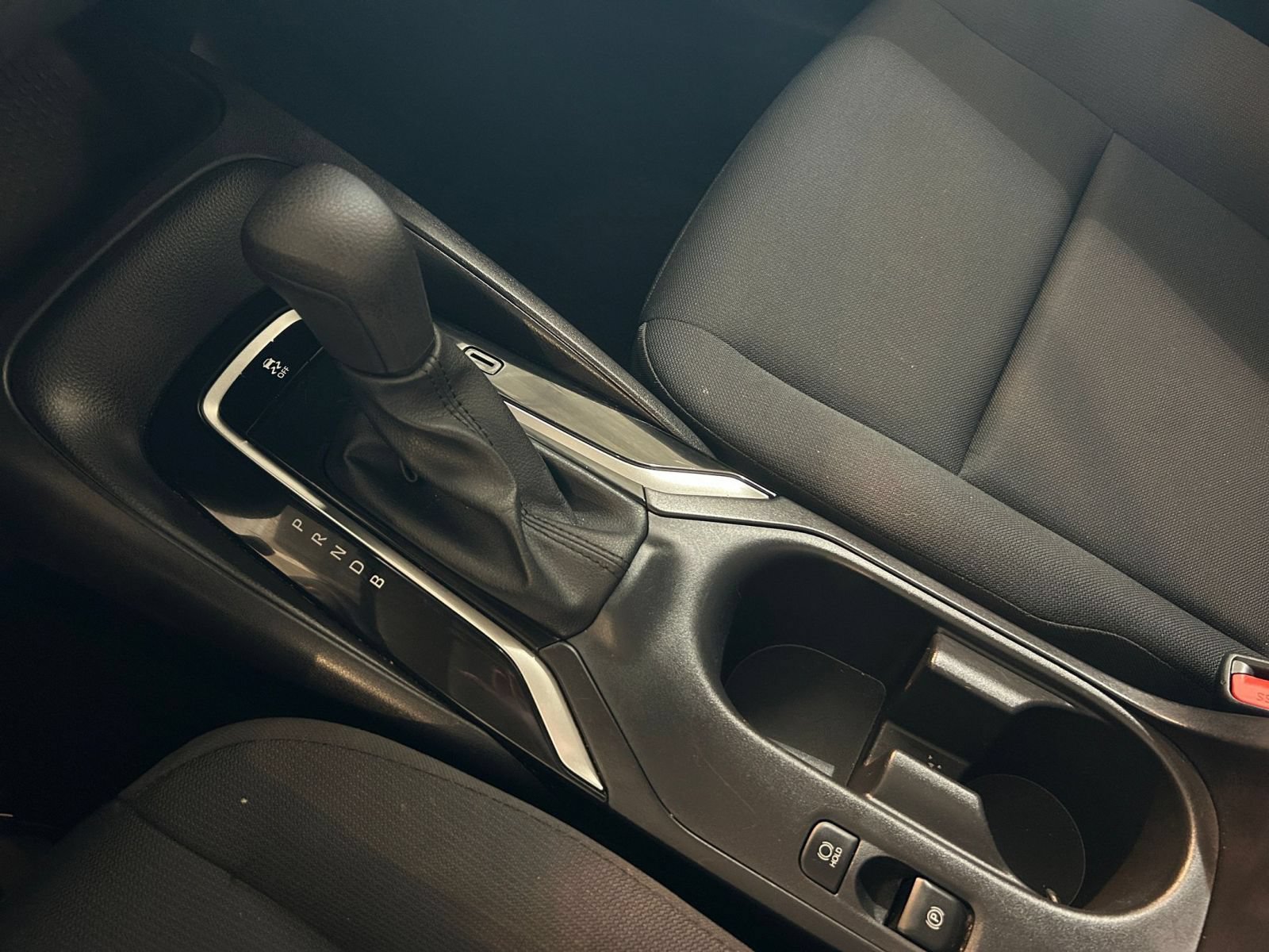 Used 2025 Toyota Corolla LE FWD image 38