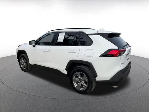 Used 2025 Toyota RAV4 LE image 10