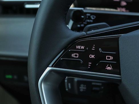 New 2026 Audi Q3 quattro 2.0T AWD/4WD image 18
