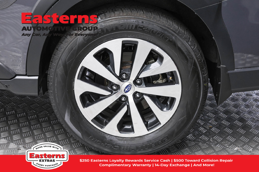 Used 2024 Subaru Outback Premium AWD/4WD image 9