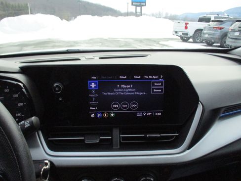 Certified 2024 Chevrolet Trax LS w/ Driver Confidence Package image 15