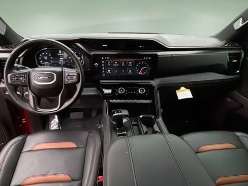Used 2025 GMC Sierra 1500 AT4 w/ Technology Package image 16