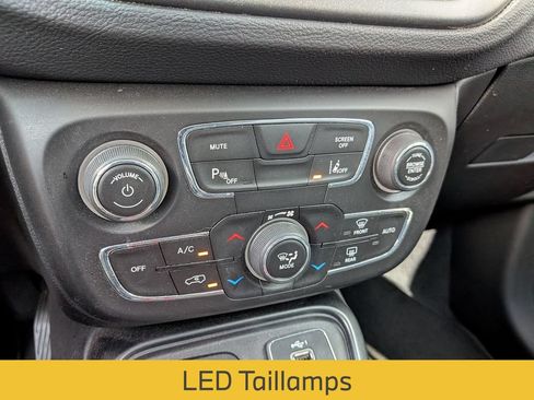 Used 2021 Jeep Compass Trailhawk w/ Sun and Sound Group AWD/4WD image 21