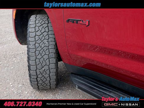 Used 2024 GMC Yukon AT4 w/ Technology Package AWD/4WD image 50