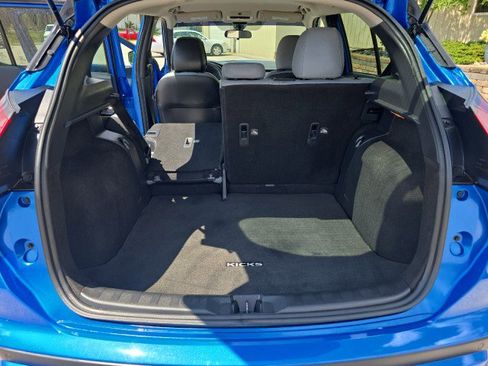 Used 2021 Nissan Kicks SR w/ SR Premium Package image 36