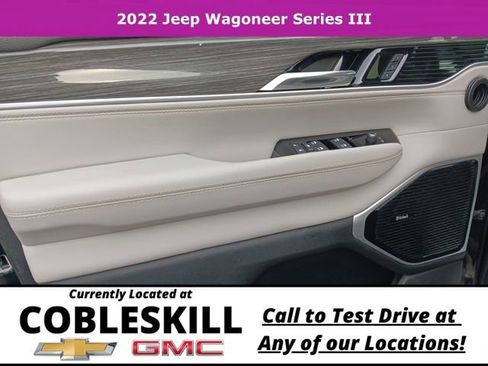 Used 2022 Jeep Wagoneer Series III w/ Premium Group I image 14