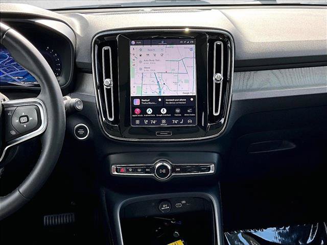 Used 2023 Volvo XC40 B5 Ultimate w/ Protection Package Premier AWD/4WD image 8