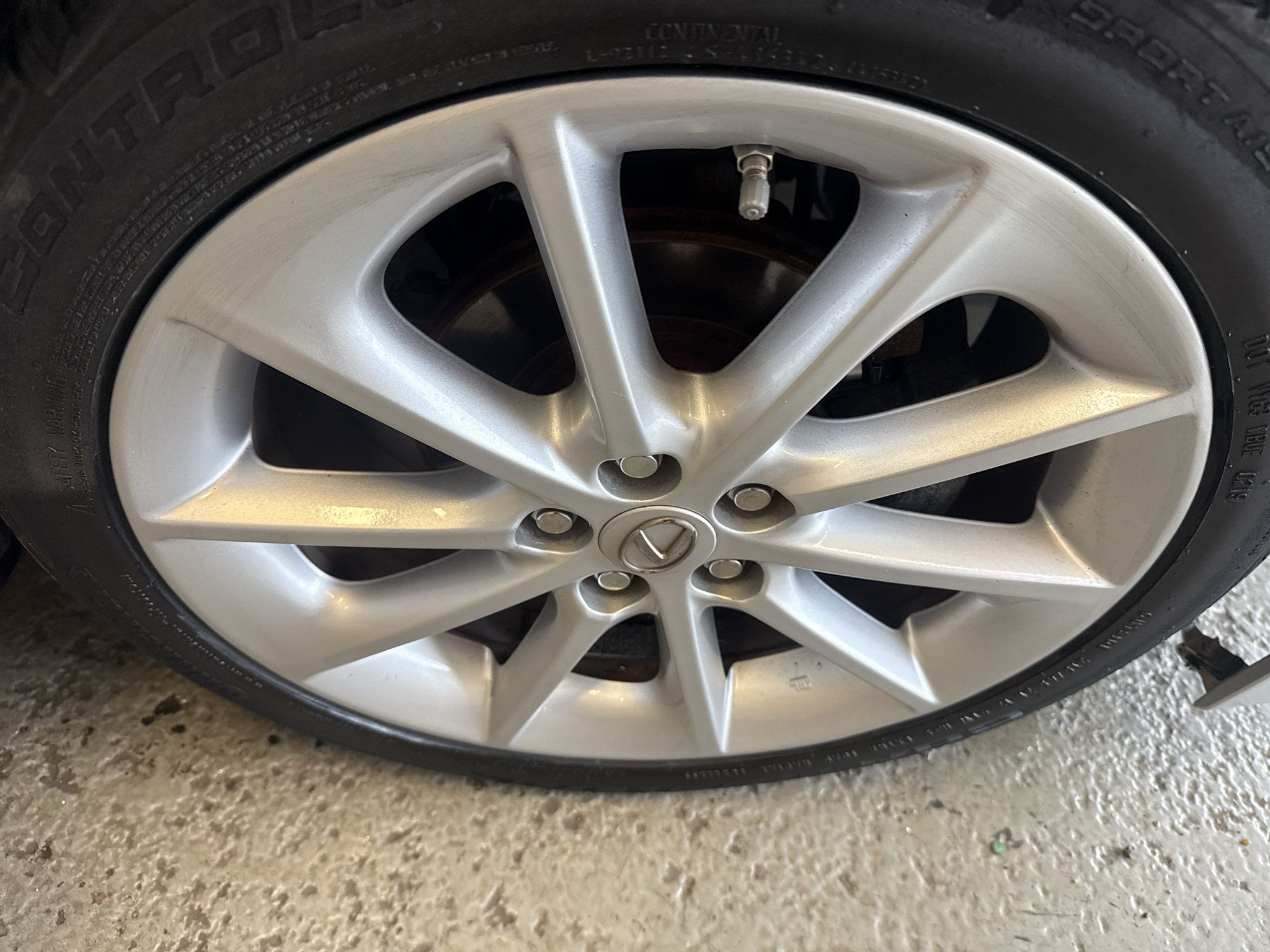 Used 2011 Lexus CT 200h Premium FWD image 34