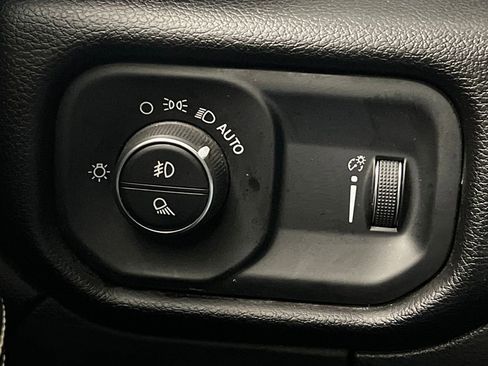 Used 2024 RAM 2500 Big Horn image 40