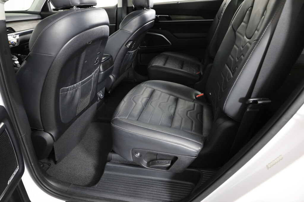 Used 2021 Kia Telluride SX w/ SX Prestige Package AWD/4WD image 19