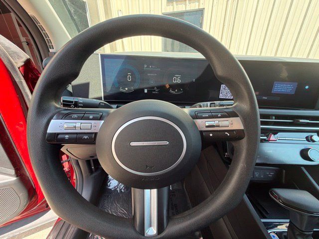 Used 2025 Hyundai Tucson SEL AWD/4WD image 28