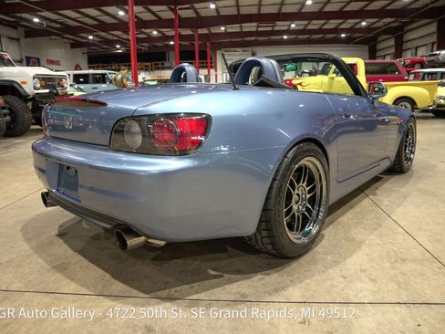 Used 2002 Honda S2000 image 8