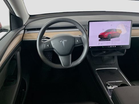 Used 2023 Tesla Model Y Long Range AWD/4WD image 16
