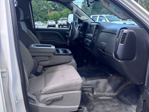 Used 2017 Chevrolet Silverado 2500 W/T w/ WT Convenience Package AWD/4WD image 11