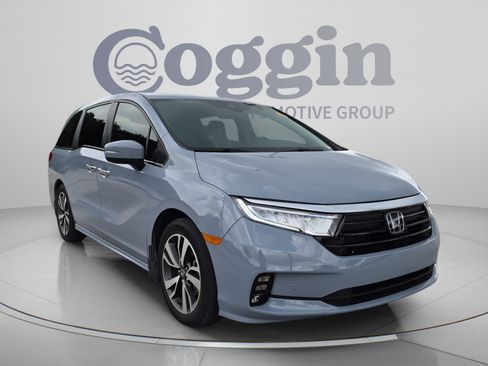 Certified 2024 Honda Odyssey Touring image 8