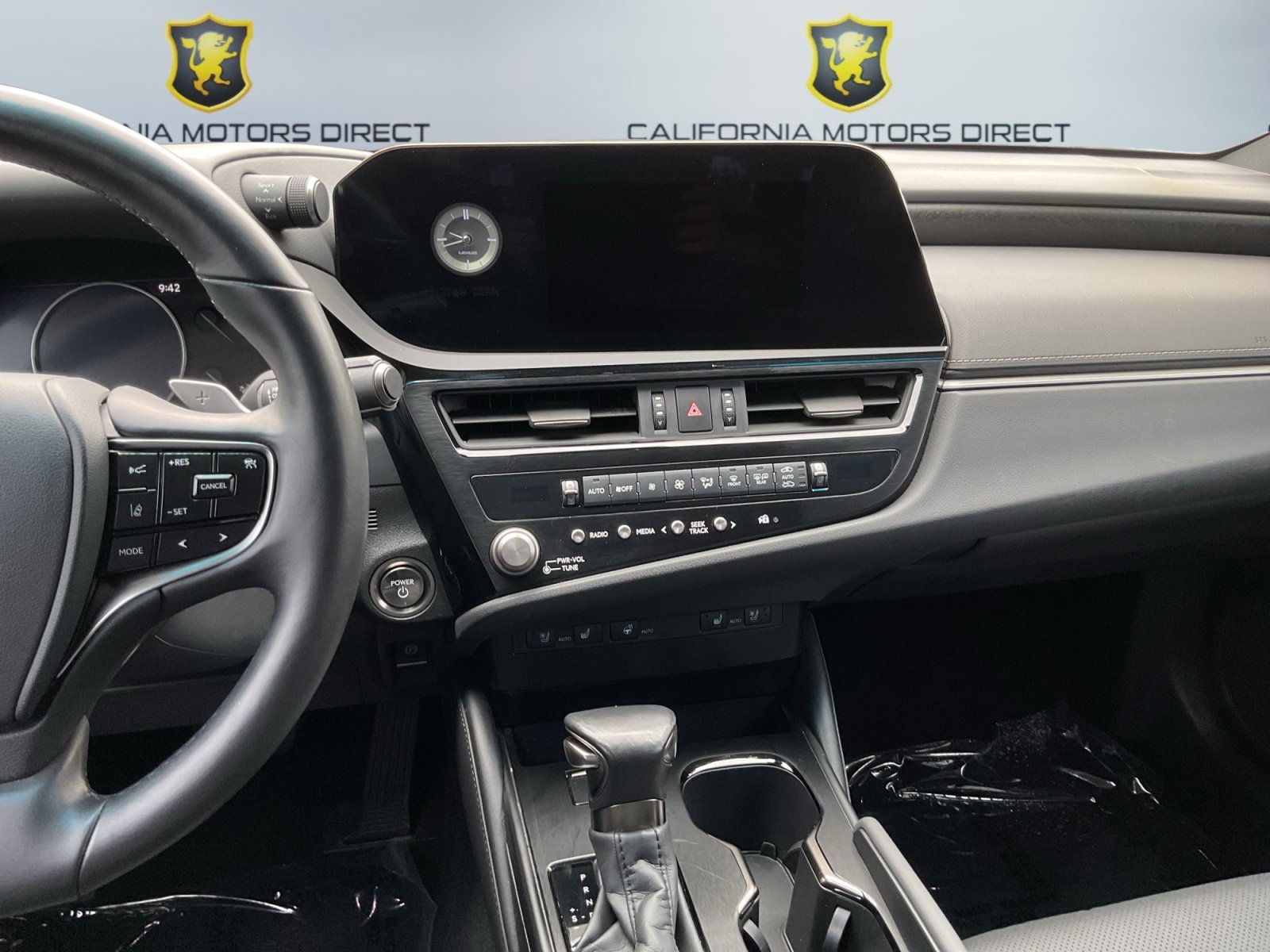 Used 2024 Lexus ES 300h w/ Premium Package FWD image 13