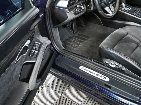 Certified 2018 Porsche 911 Carrera GTS RWD image 8