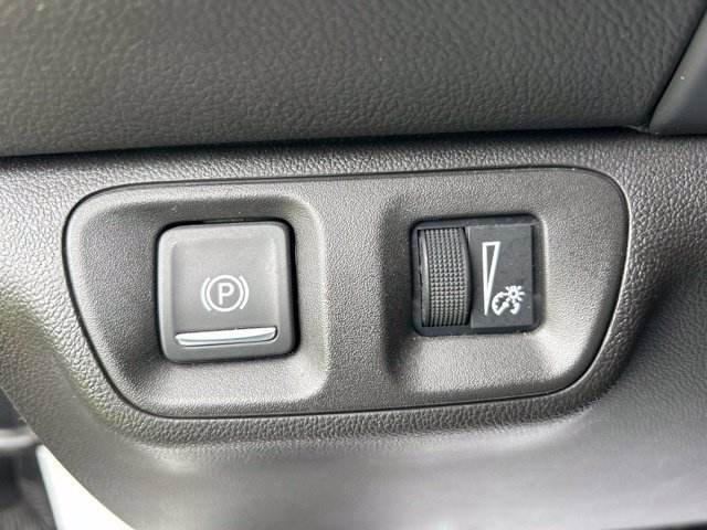 Used 2023 GMC Acadia SLT FWD image 21