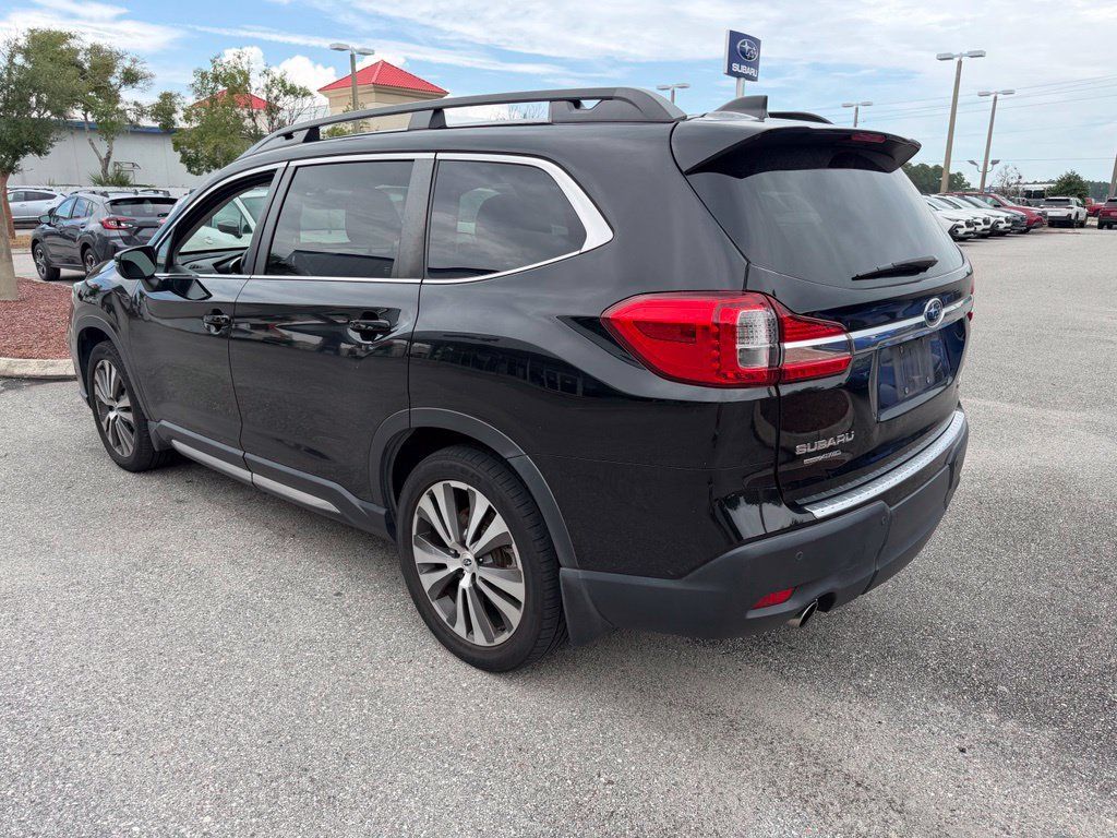 Used 2022 Subaru Ascent Limited w/ Technology Package AWD/4WD image 9