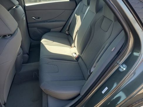 New 2026 Hyundai Elantra SE FWD image 24
