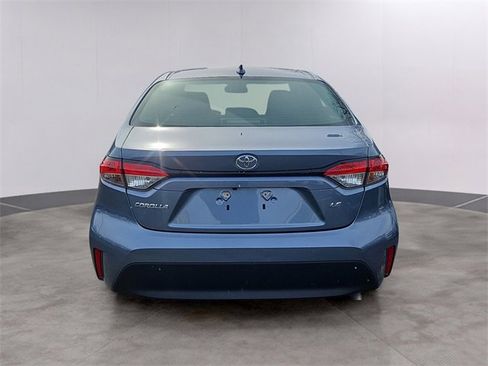 Used 2023 Toyota Corolla LE image 5