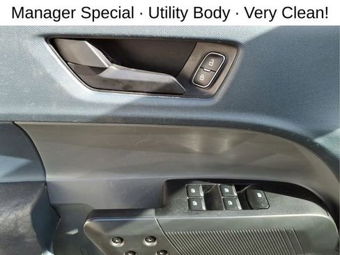 Used 2022 Ford Maverick XL image 11