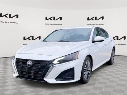 Used 2023 Nissan Altima 2.5 SV