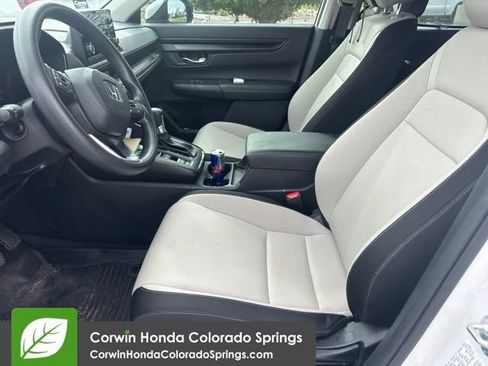 Used 2024 Honda CR-V LX image 40