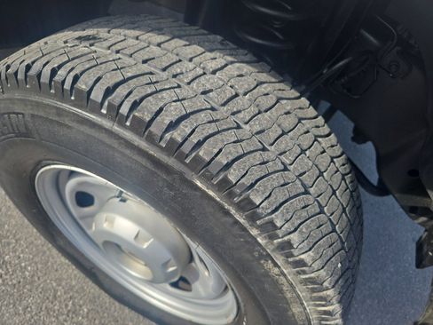 Used 2014 Ford F250 XL w/ Power Equipment Group image 22