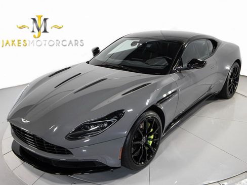 Used 2019 Aston Martin DB11 AMR image 20