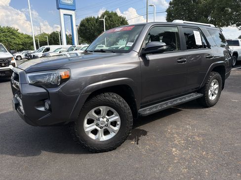 Used 2016 Toyota 4Runner SR5 Premium AWD/4WD image 5