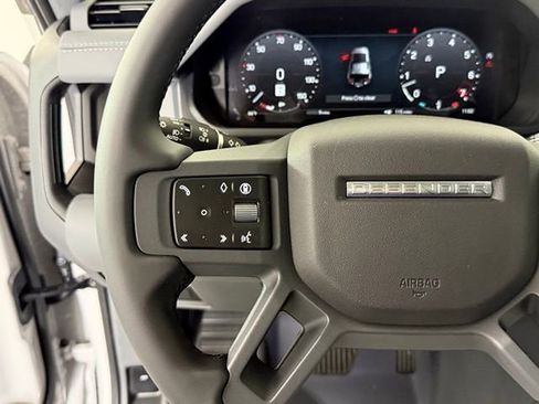 New 2026 Land Rover Defender 110 X-Dynamic SE AWD/4WD image 39